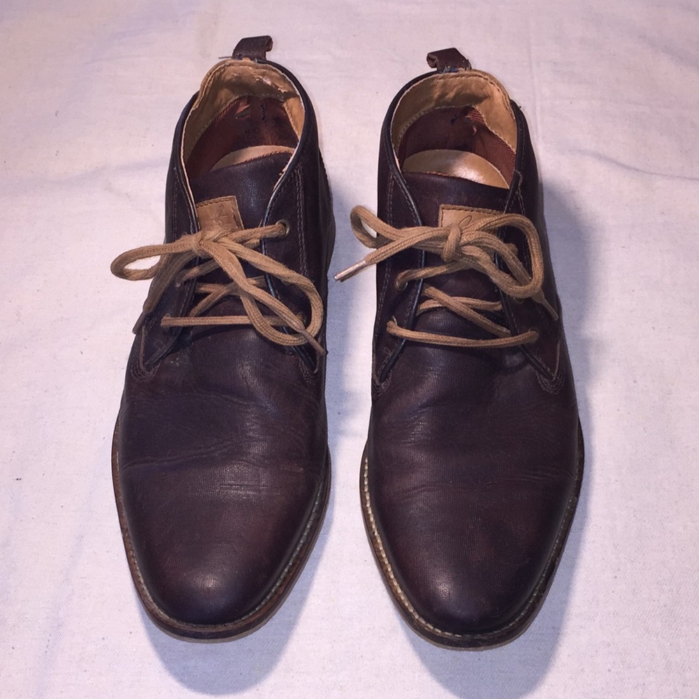 Bull Boxer size 8 hand crafted shoes.